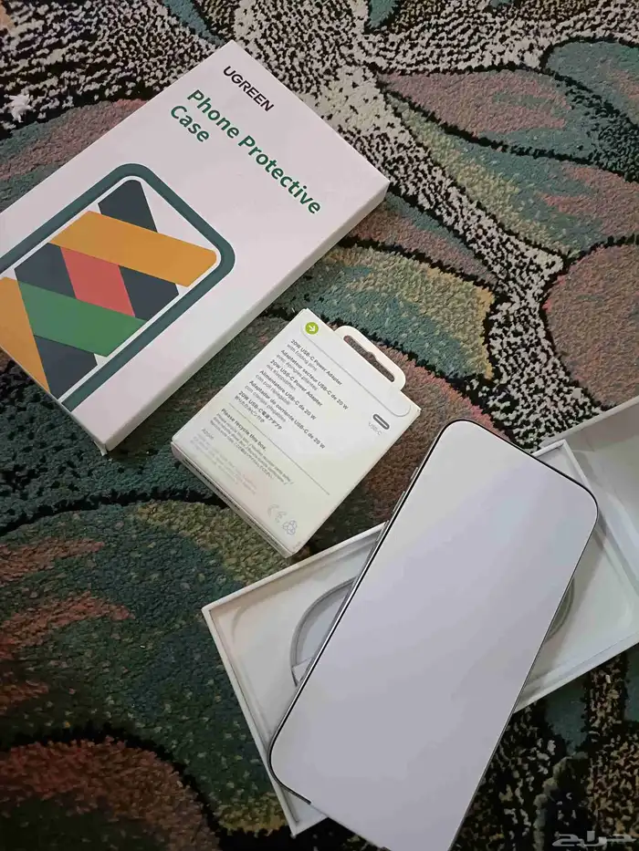 ايفون 16برو ماكس 512 ابيض جديد 1