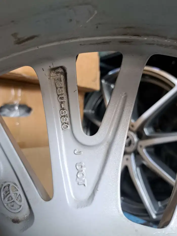 جنوط كامري جراندي موديل 2019 مقاس18 اصليه وكاله شدبلد 6