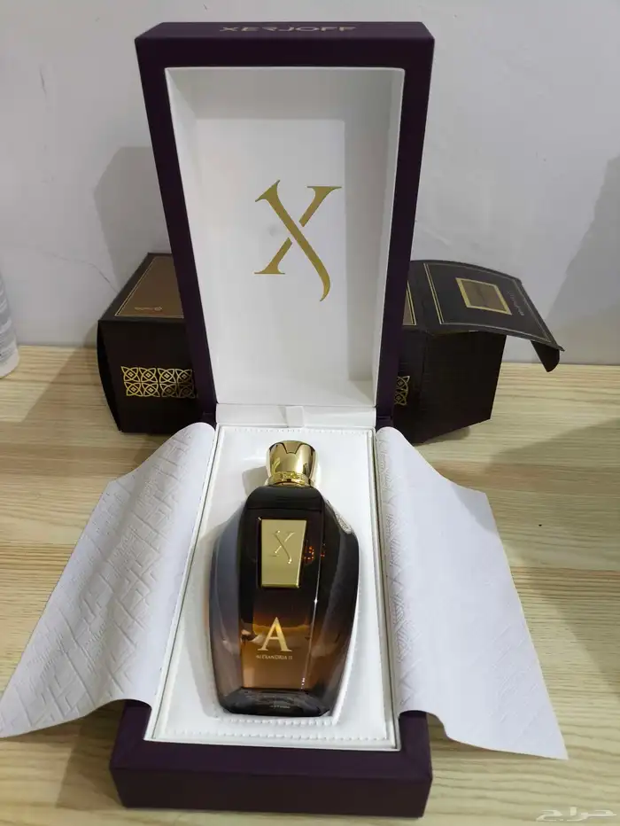 عطر من افخم عطور XERJOFF 4