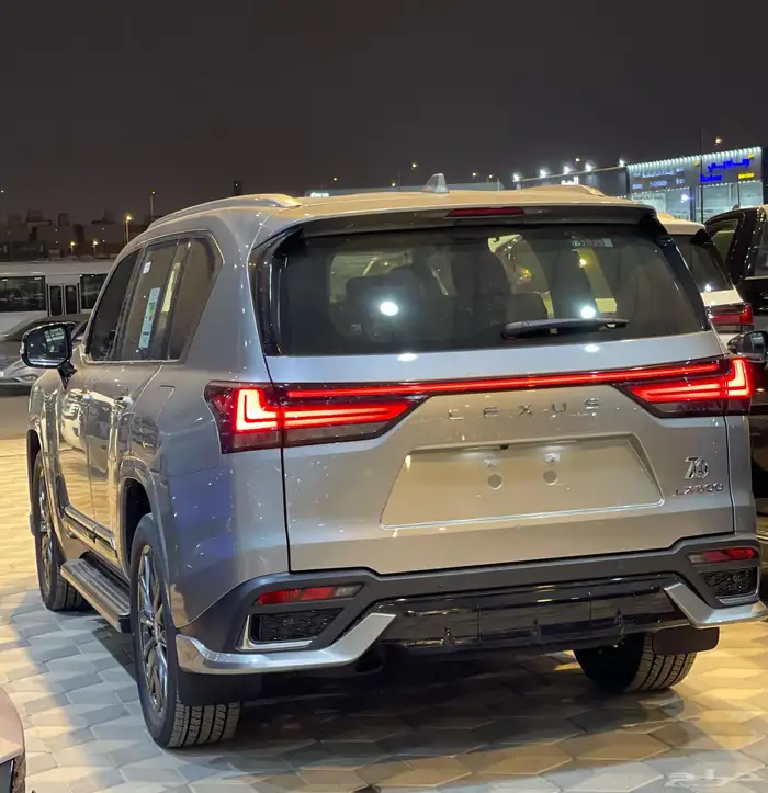 لكزس اف سبورت الساير 2025 1