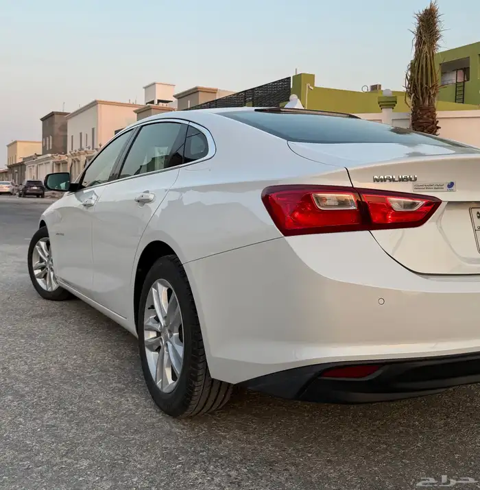 للبيع شيفرولية ماليبو 2017 سعودي 2.5cc ( عداد قليل ) 12