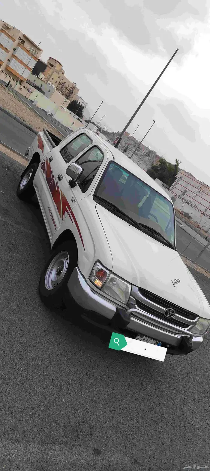 للبيع هايلوكس ديزل موديل 2004 ديزل اساس 2