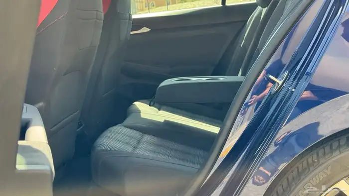 فولكس واجن جولف GTI 2022 29