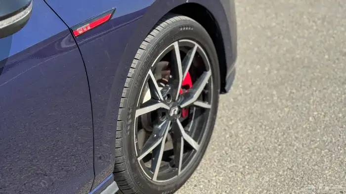 فولكس واجن جولف GTI 2022 16