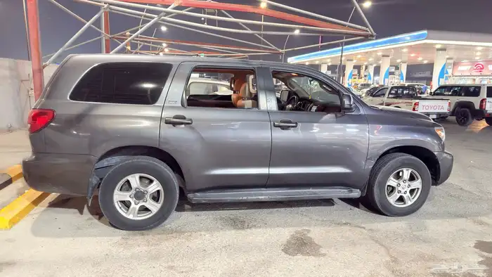 للبيع سكويا 2011 3