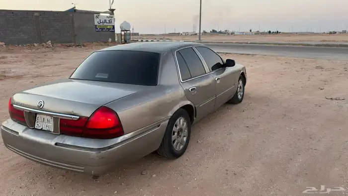 فورد قراند ماركيز 2004 للبيع 1