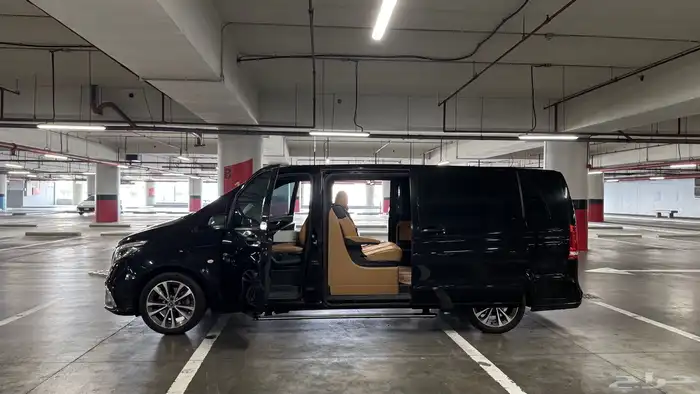 مرسيدس V class 2023 8