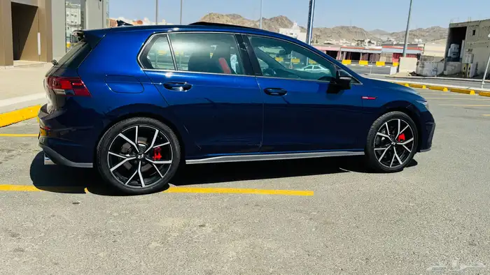 فولكس واجن جولف GTI 2022 4