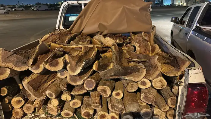 للبيع بي ام 2022 فيها رفرف يسار جايه ضربه 1