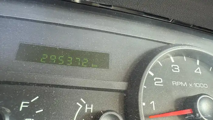 فورد فكتوريا 2011 9