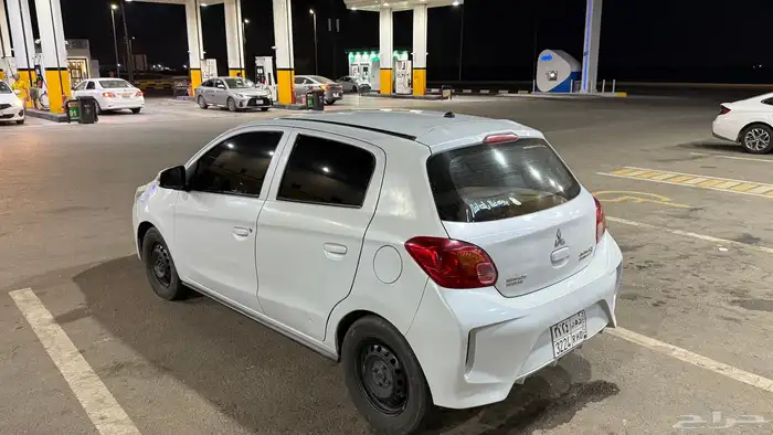 ميستوببيشي سبيس ستار 21 3