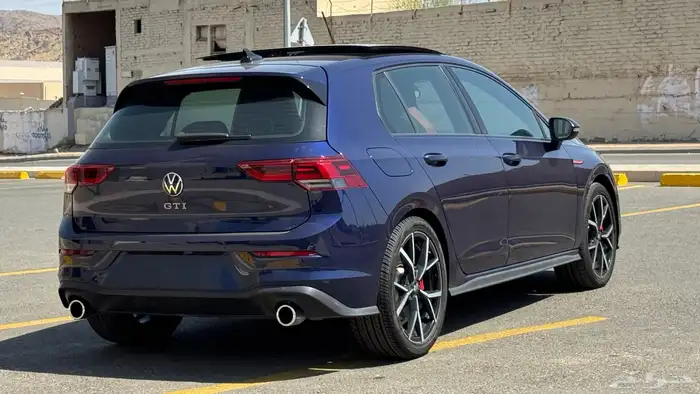 فولكس واجن جولف GTI 2022 21