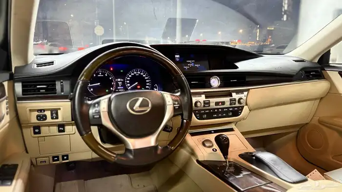 لكزس ES350 بانوراما 2014 مالك الأول من وكاله 28