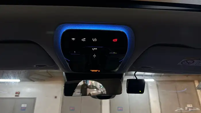 مرسيدس E200 شبه زيرو 25