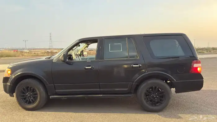 اكسبدشن فل كامل 2010 ممشى 255 مكينه وقير وشاصي شرط 0