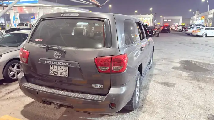 للبيع سكويا 2011 4