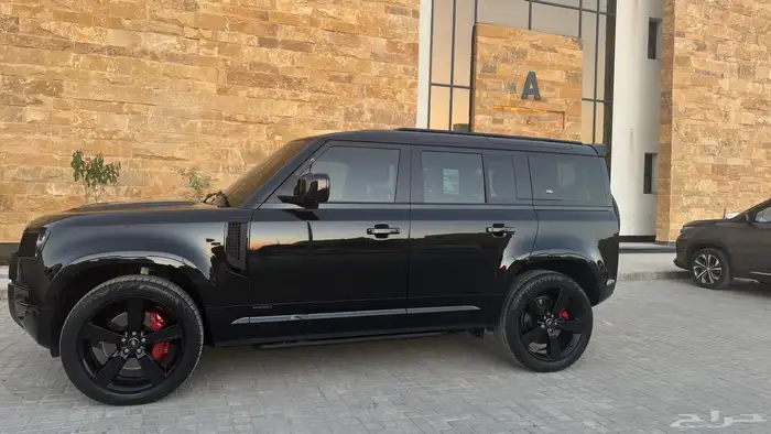 ديفندر 2024 X أسود 0