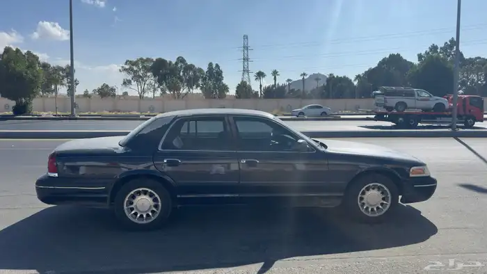 فورد فكتوريا 2001نظيف 4