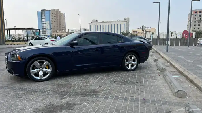 دوج تشارجر 2014 سته سلندر فل اوبشن للبيع 1