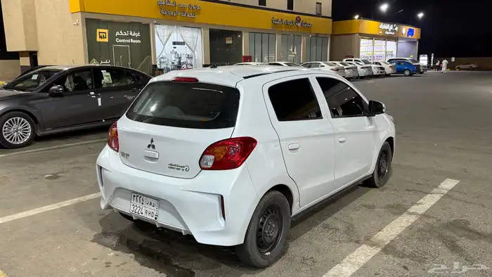 ميستوببيشي سبيس ستار 21 4