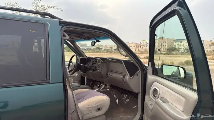 شفرولية سوبربان 1999 LS امريكي 16