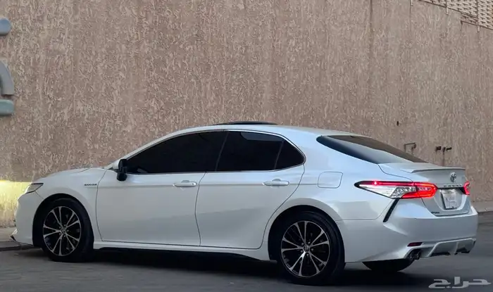 تويوتا كامري قراندي سبورت 2020 15