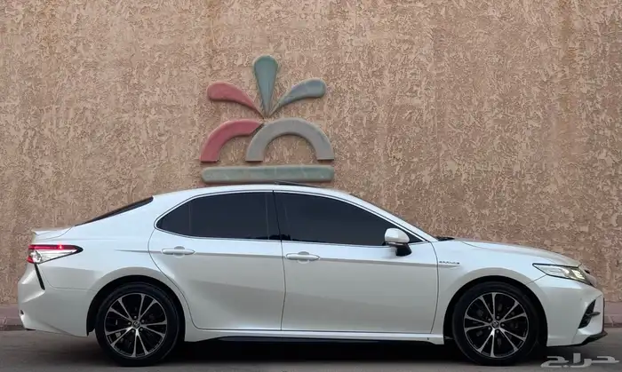 تويوتا كامري قراندي سبورت 2020 7