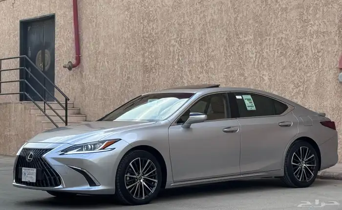 لكزس ES250 2023 فل كامل 4