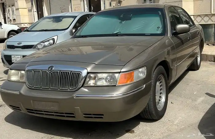 فورد ماركيز 2001 للبيع او البدل المناسب 0