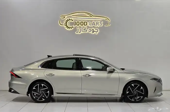 هونداي ازيرا ميد موديل 2023 بحاله ممتازه 1