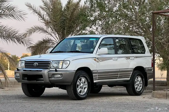 لاندكروزر V-XR نص فل 2004 1