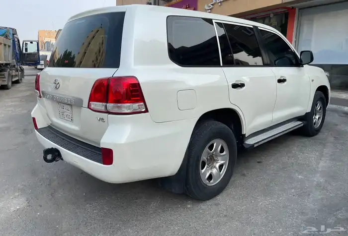 لاندكروزر جي 2011 ستاندر مطور قير عايدي ممشى 190 3