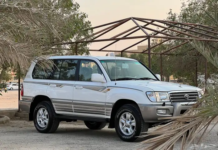لاندكروزر V-XR نص فل 2004 2