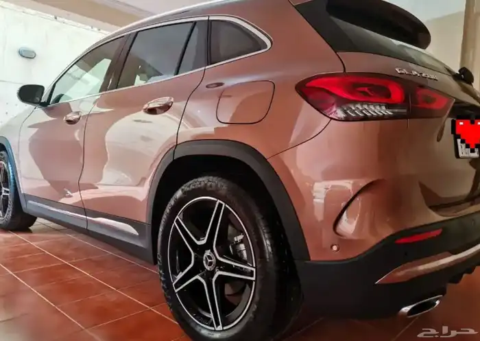 2021 Mercedes GLA 200 جديده 2