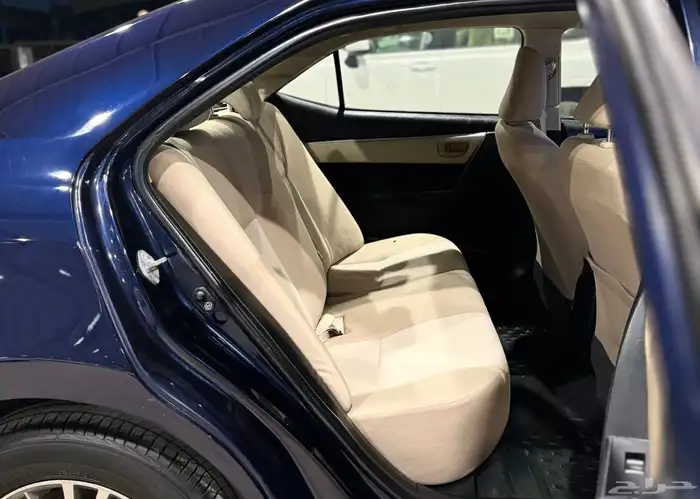 تويوتا كورولا 2015 مالك اول ممشى قليل 24