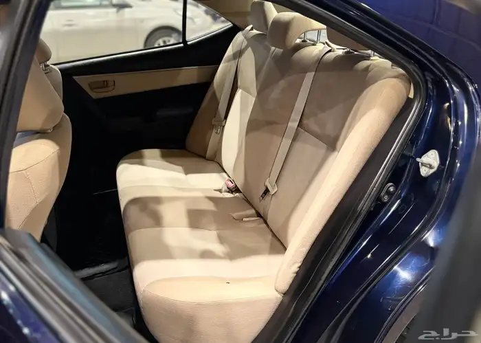 تويوتا كورولا 2015 مالك اول ممشى قليل 26