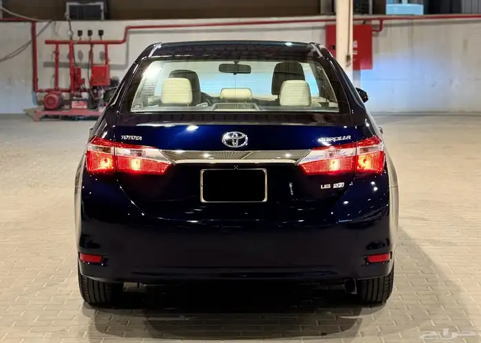 تويوتا كورولا 2015 مالك اول ممشى قليل 5