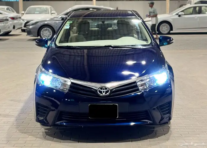 تويوتا كورولا 2015 مالك اول ممشى قليل 1