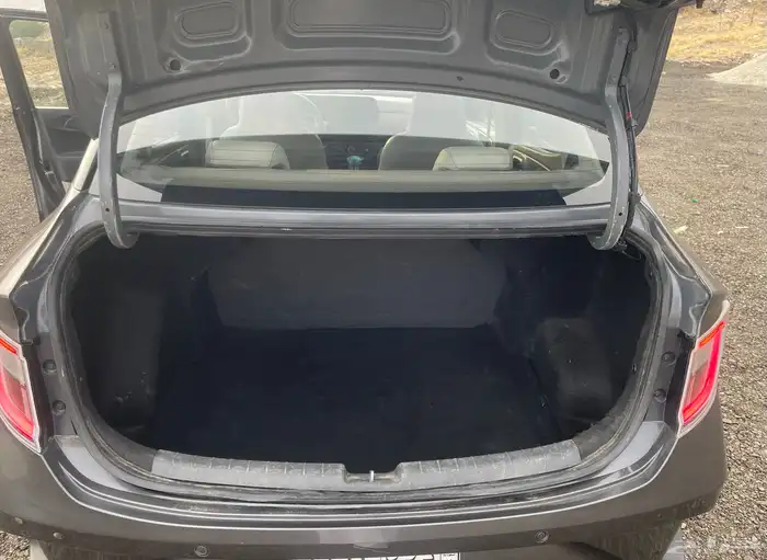 هيونداي آي تن 2022 - 35