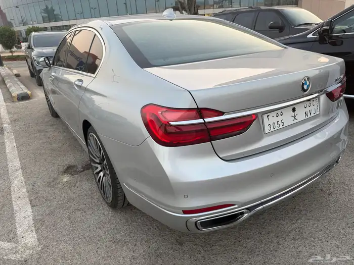 بي ام دبليو 730 4 سلندر جدا  فخم و اقتصادي 10