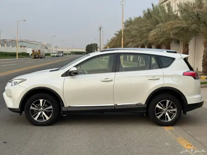 تويوتا رافور 2018 فل كامل دبل 6