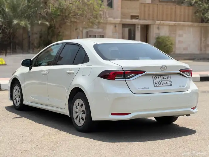 تويوتا كورولا موديل 2021 السعر 43500 الف 18