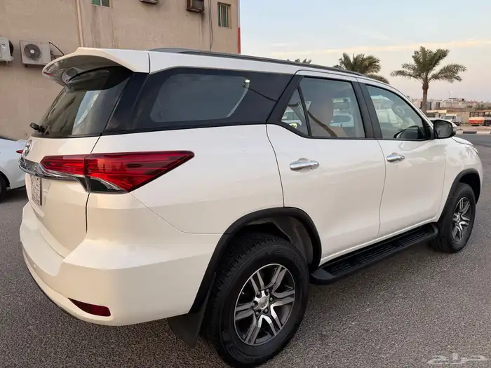 فورتشنر 2020 دبل بنزين وكاله - عداد 115 الف كم 6