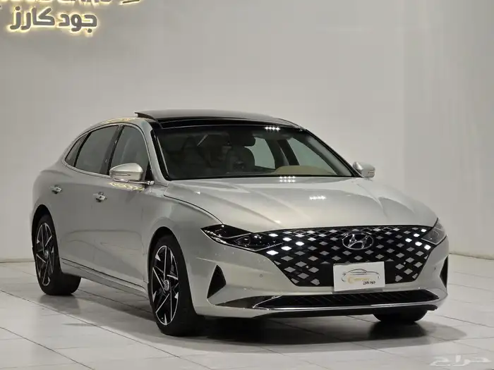 هونداي ازيرا ميد موديل 2023 بحاله ممتازه 5