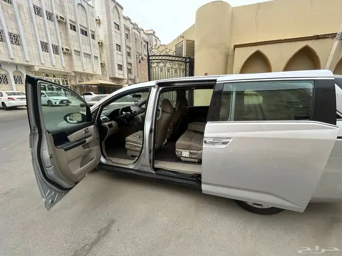 هوندا أوديسي 2015 15