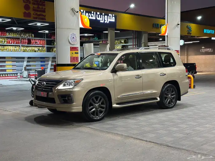 جيب لكزس LX570 موديل 2009 فل كامل 1