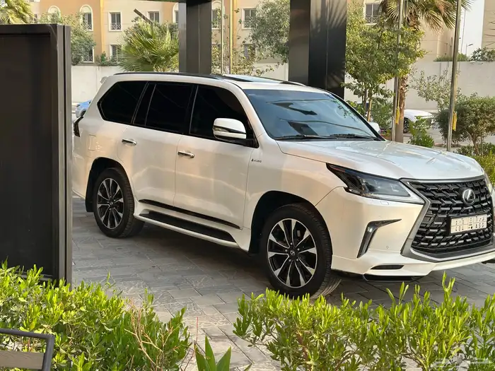 لكزس 2016 LX570 0