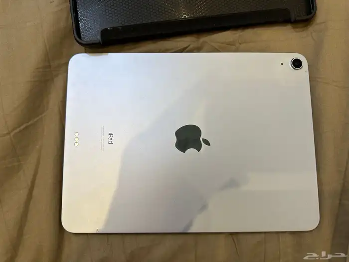 ايباد آير 1