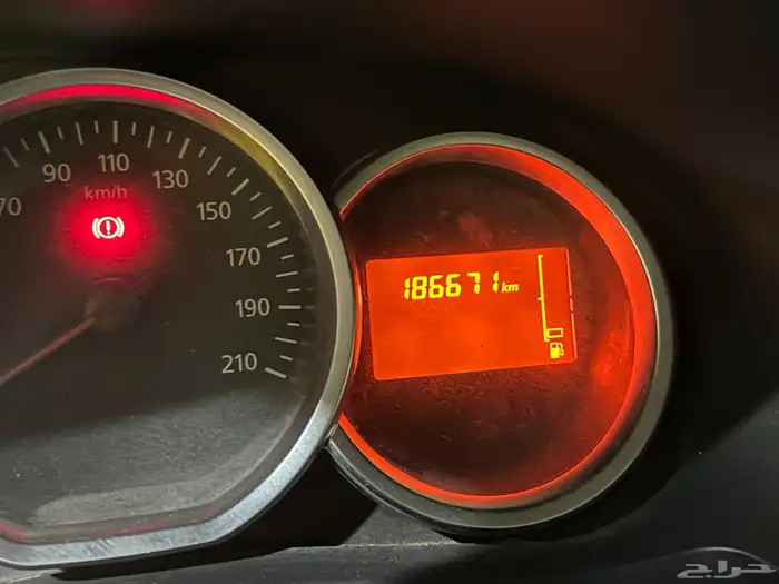 للبيع رينو دوكر الموديل.2020 و 2019 السعر 19 الف 7