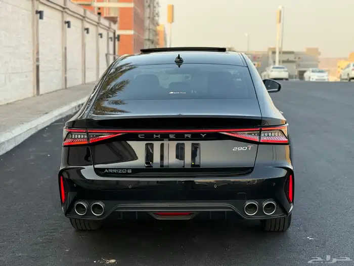 شيري اريزو 8 2025 4